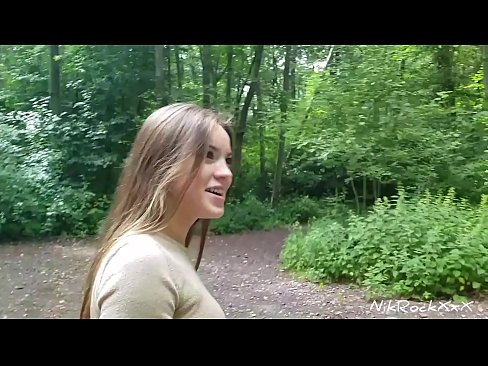 ❤️ Ech hunn dem Evelina virgeschloen datt mir op enger ëffentlecher Plaz fécken! Si sot jo. Dunn hunn ech hatt an den Arsch gefickt an an hirem Mond kum. Dunn huet si sech selwer gepisst. ️ Pornovideo bei eis lb.xxxnd-com.ru ﹏